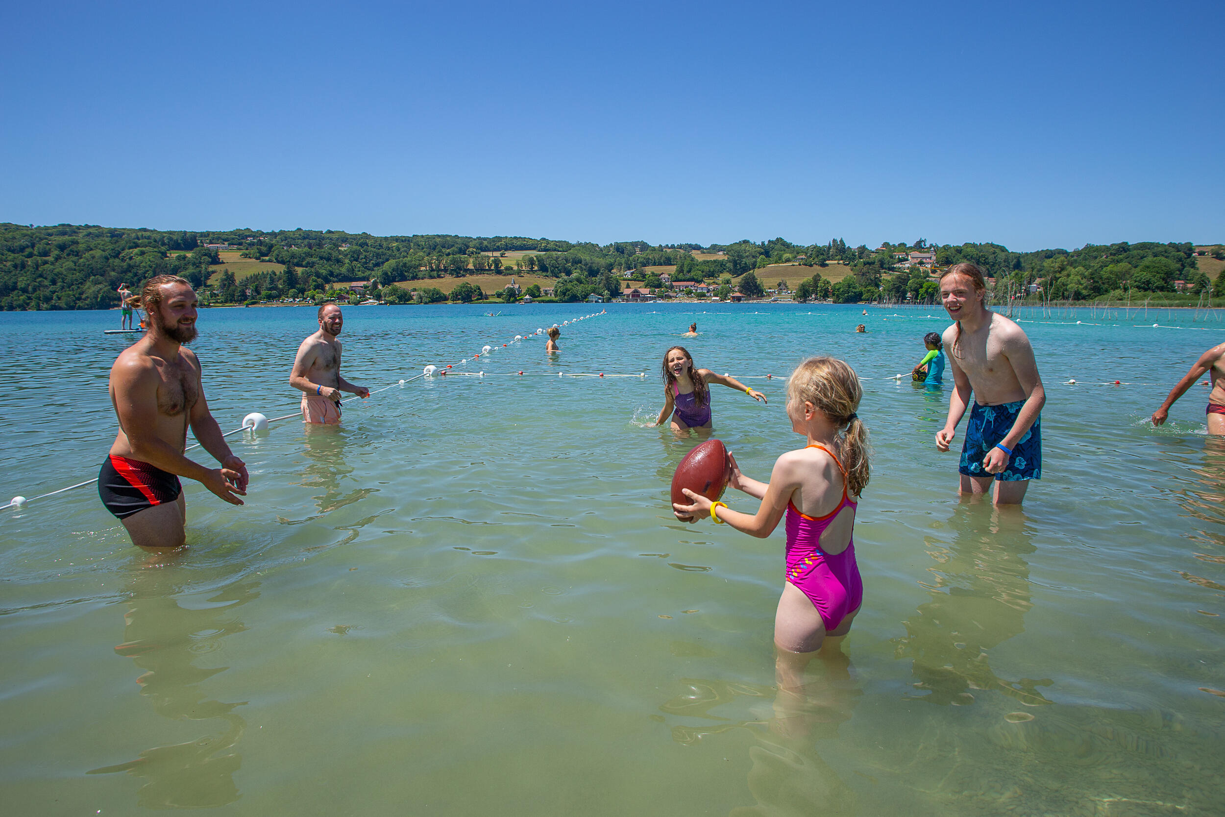 Activités 9 Club des Clapotins jeu d'eau enfants camping Lac de Paladru Isère