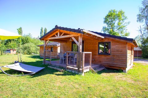 Accommodaties 7 Chalet PMR adapté aux personnes à mobilité réduite, camping Détente et Clapotis Lac de Paladru