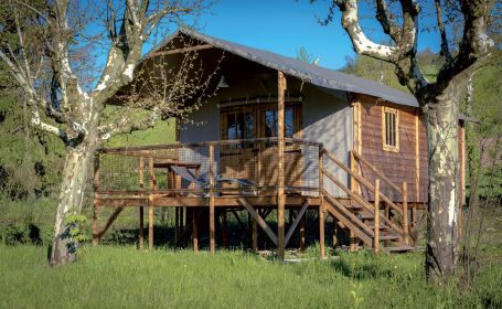 Accommodaties 3 Éco-chalet sur pilotis en bois naturel, camping Détente et Clapotis Lac de Paladru